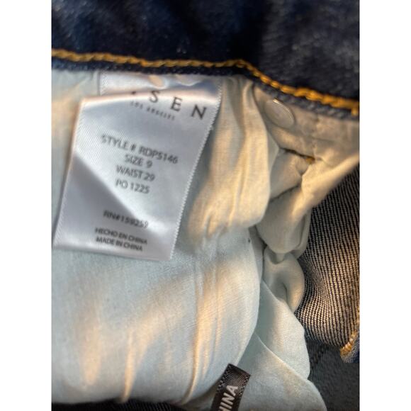 Risen Jeans NWT Dawn High Rise Distressed Size 9 29W Style RDP5146 Dark Wash - Picture 8 of 8